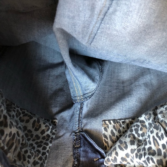 White House Black Market Boot Leg Jeans 4R - Picture 5 of 8